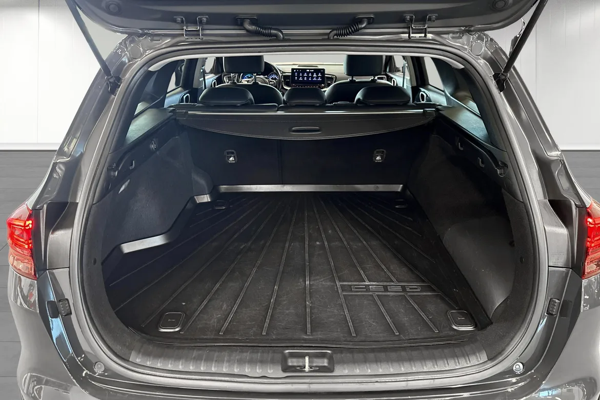 picture of a car