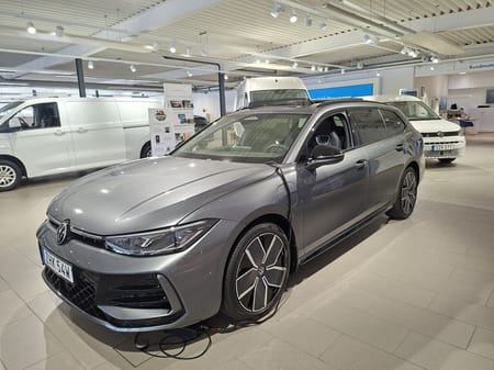 Volkswagen Passat Variant eHybrid 272 DSG6 R-Line Drag/Värmare