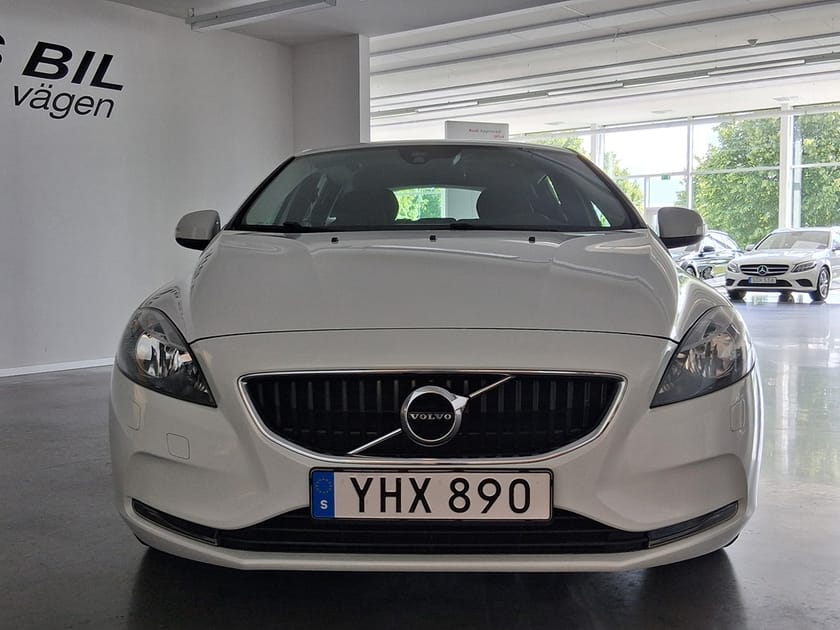Bild 3 av Volvo V40 T2 Kinetic 122 hk Automat