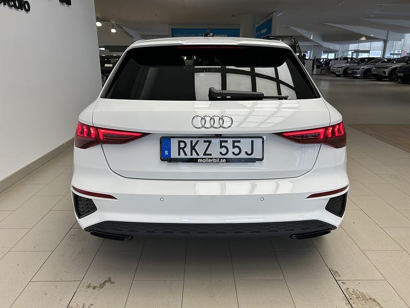 Bild 5 av Audi A3 Sportback 45 TFSI e 245hk S LINE