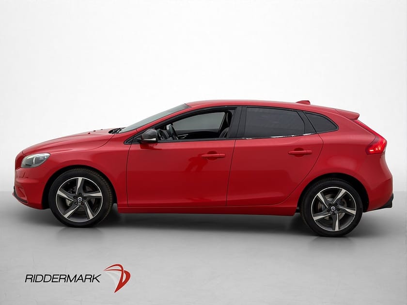 Bild 4 av Volvo V40 D2 R-Design Skinn Drag D-värm BLIS 115hk