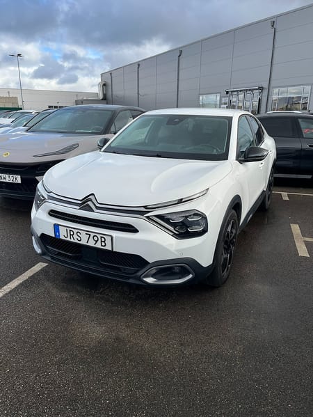 Citroën C4 X 1.2 PureTech 131Hk Automat / Carplay / Rattvärme