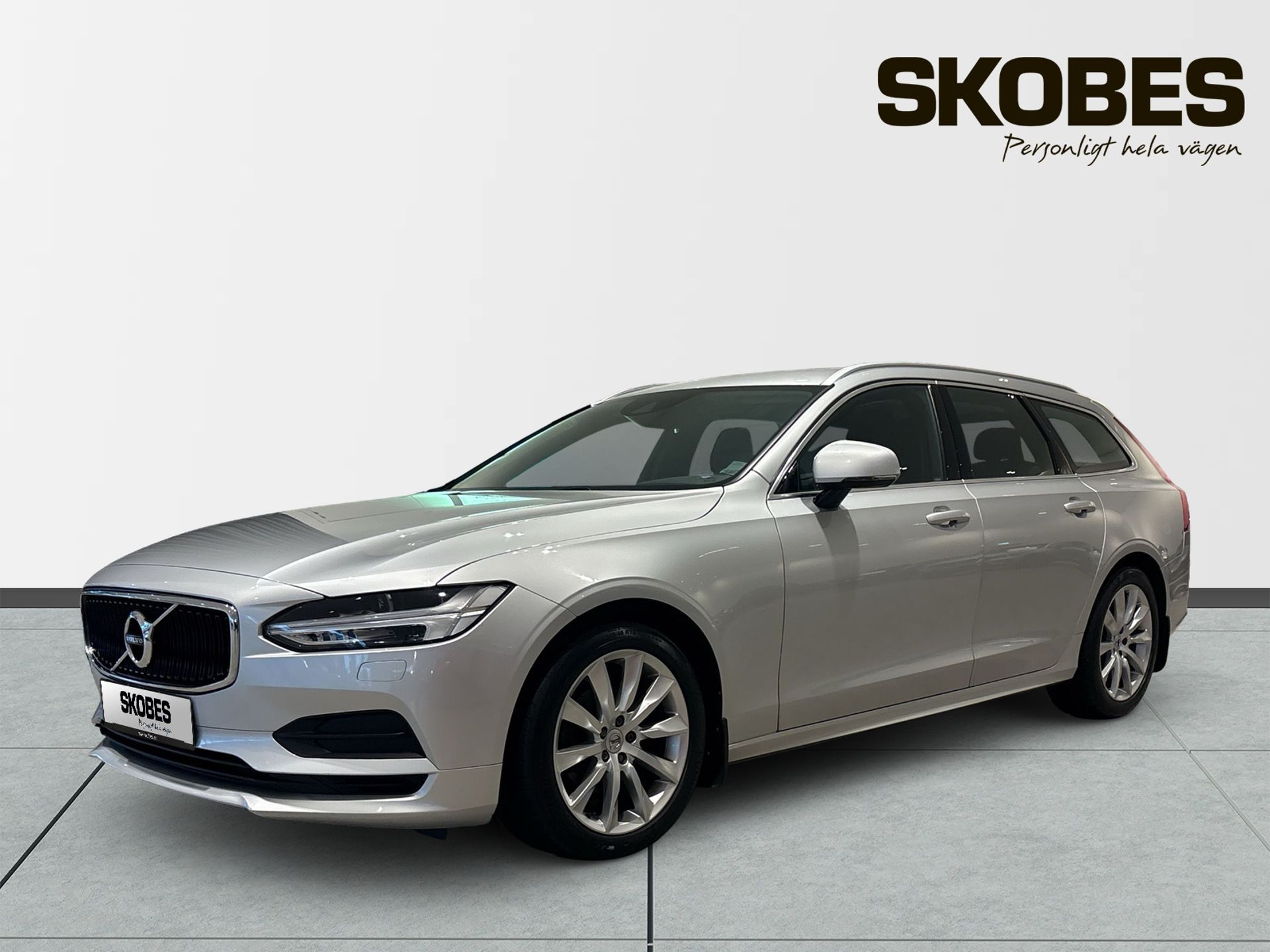 Volvo V90 D4 Momentum SE 2019, bild 3/10