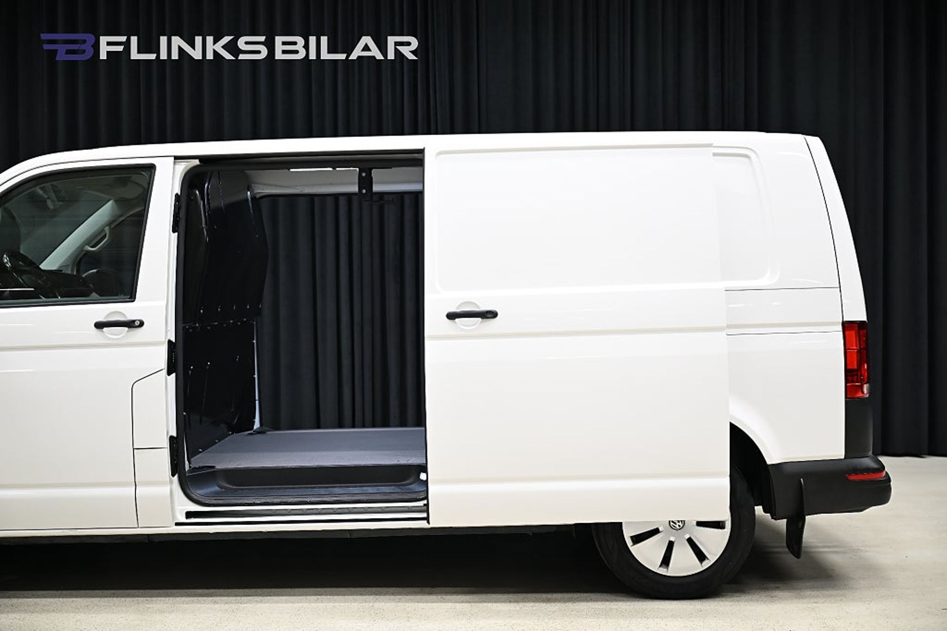 Volkswagen Transporter 2023, bild 6/10