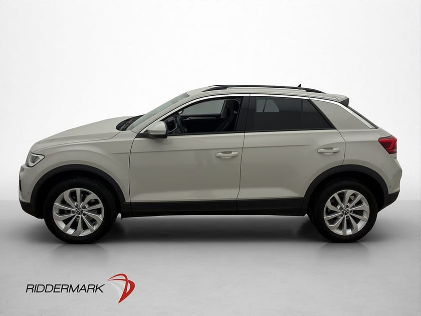 Bild 5 av Volkswagen T-Roc 1.5 TSI 150hk Cockpit Kamera CarPlay