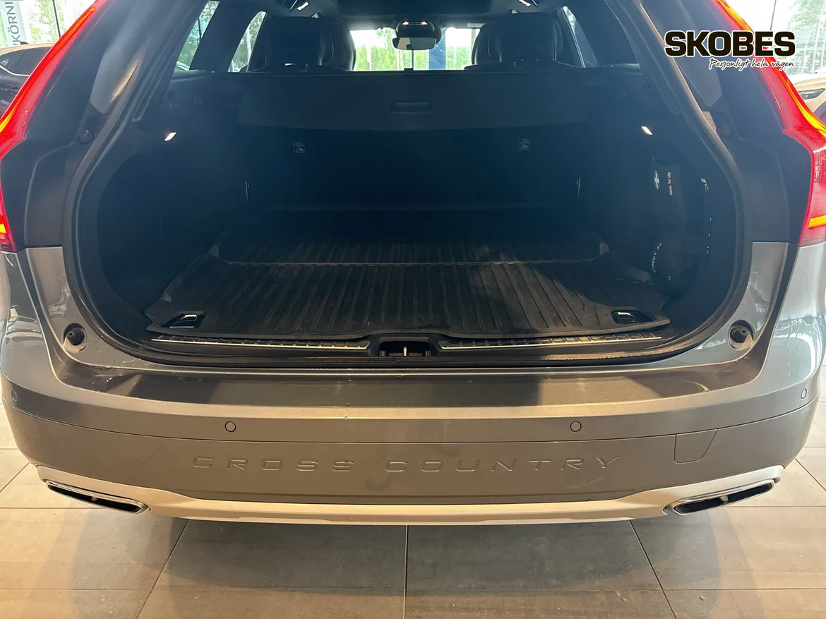 Volvo V90 Cross Country