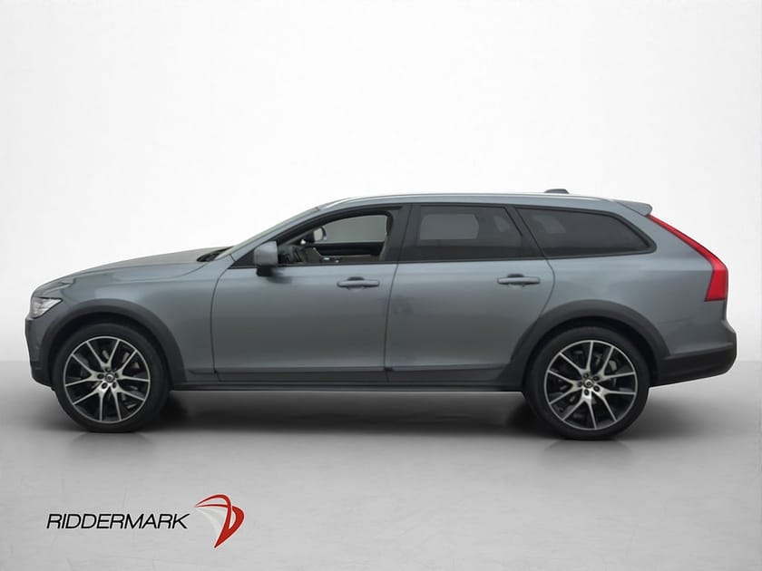 Bild 4 av Volvo V90 Cross Country D4 AWD VOC Pano D-Värmare 360° Skinn