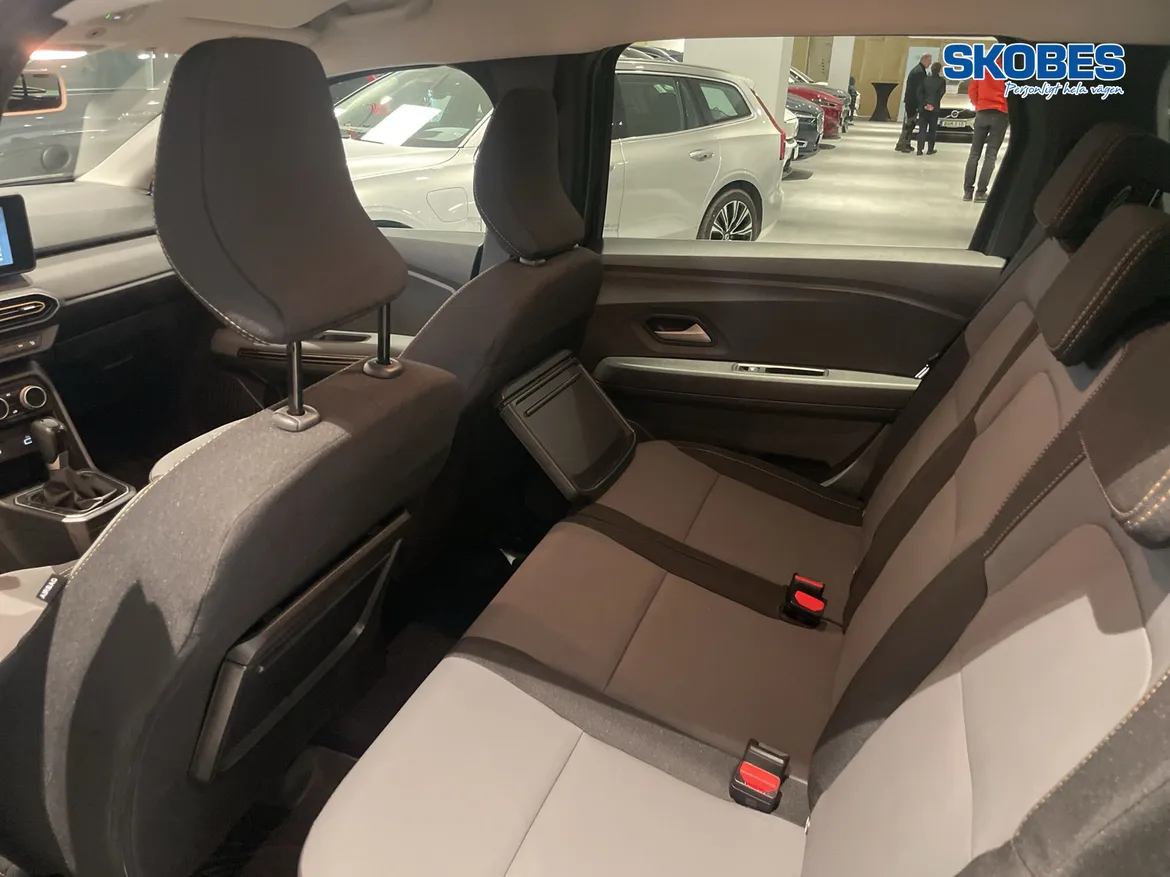 Dacia Jogger 7-sätes HYBRID 140