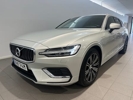 Volvo V60 Recharge T6 II Inscr Expression / Dragkrok / Backkamera /