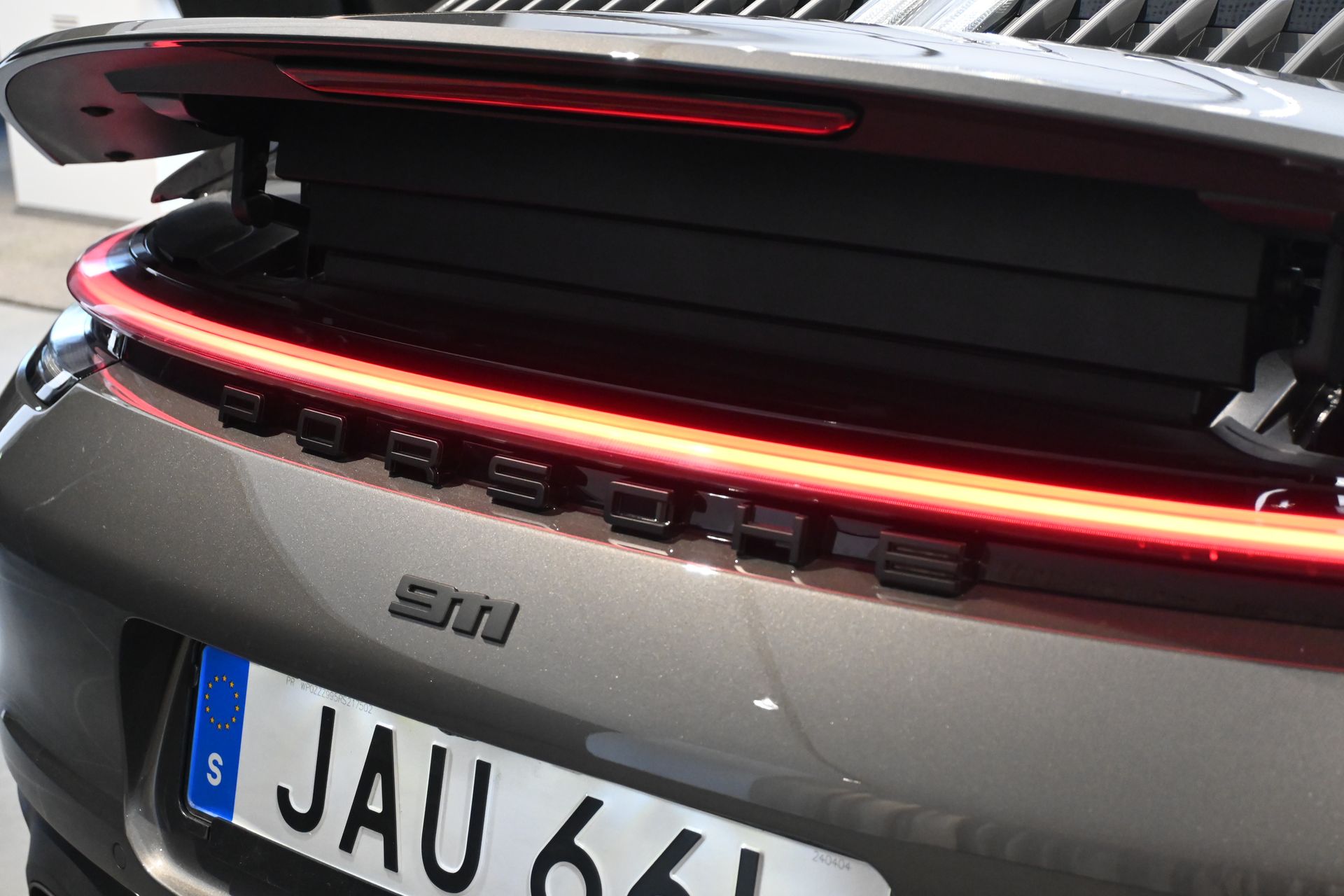 Porsche 911 Carrera 4 GTS 2024, bild 6/23