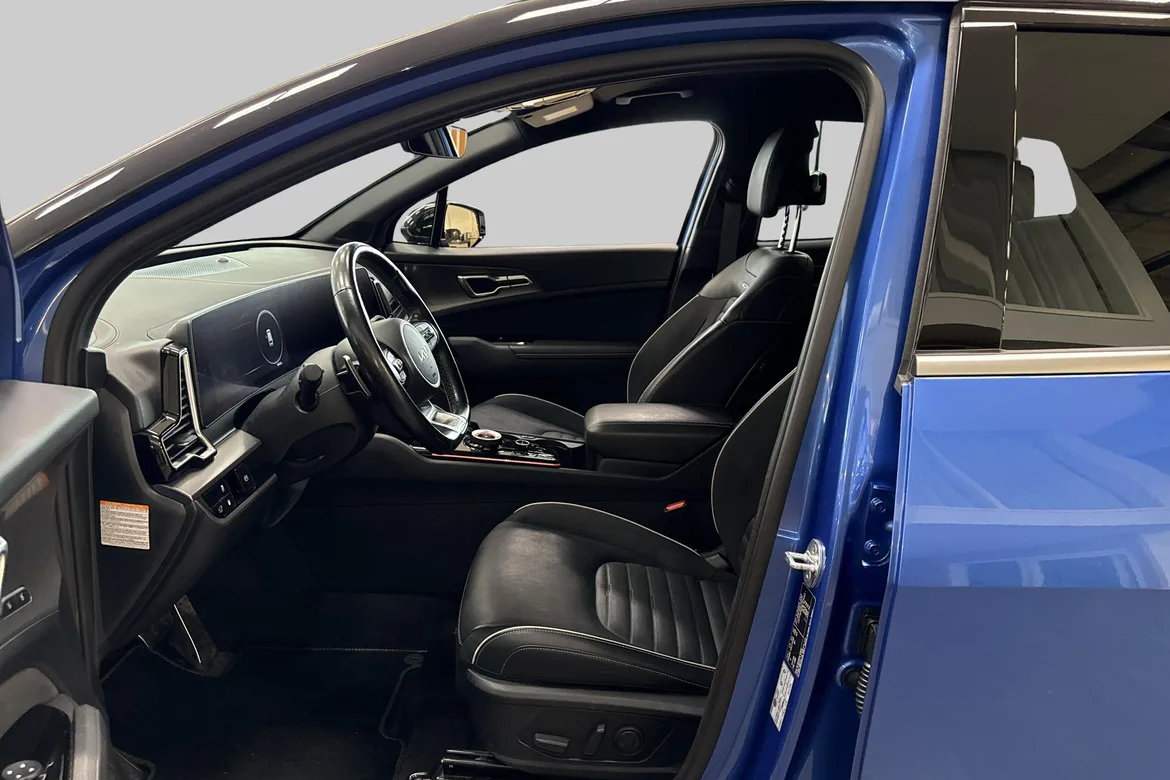 picture of a car