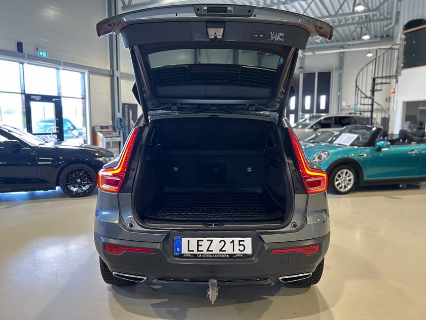 Bild 5 av Volvo XC40 D4 AWD Geartronic R-Design 190hk / Dragkrok
