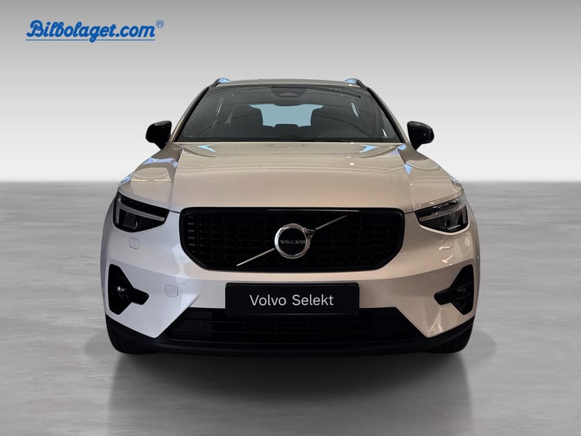 Bild 5 av Volvo XC40 B4 FWD Bensin Plus Dark
