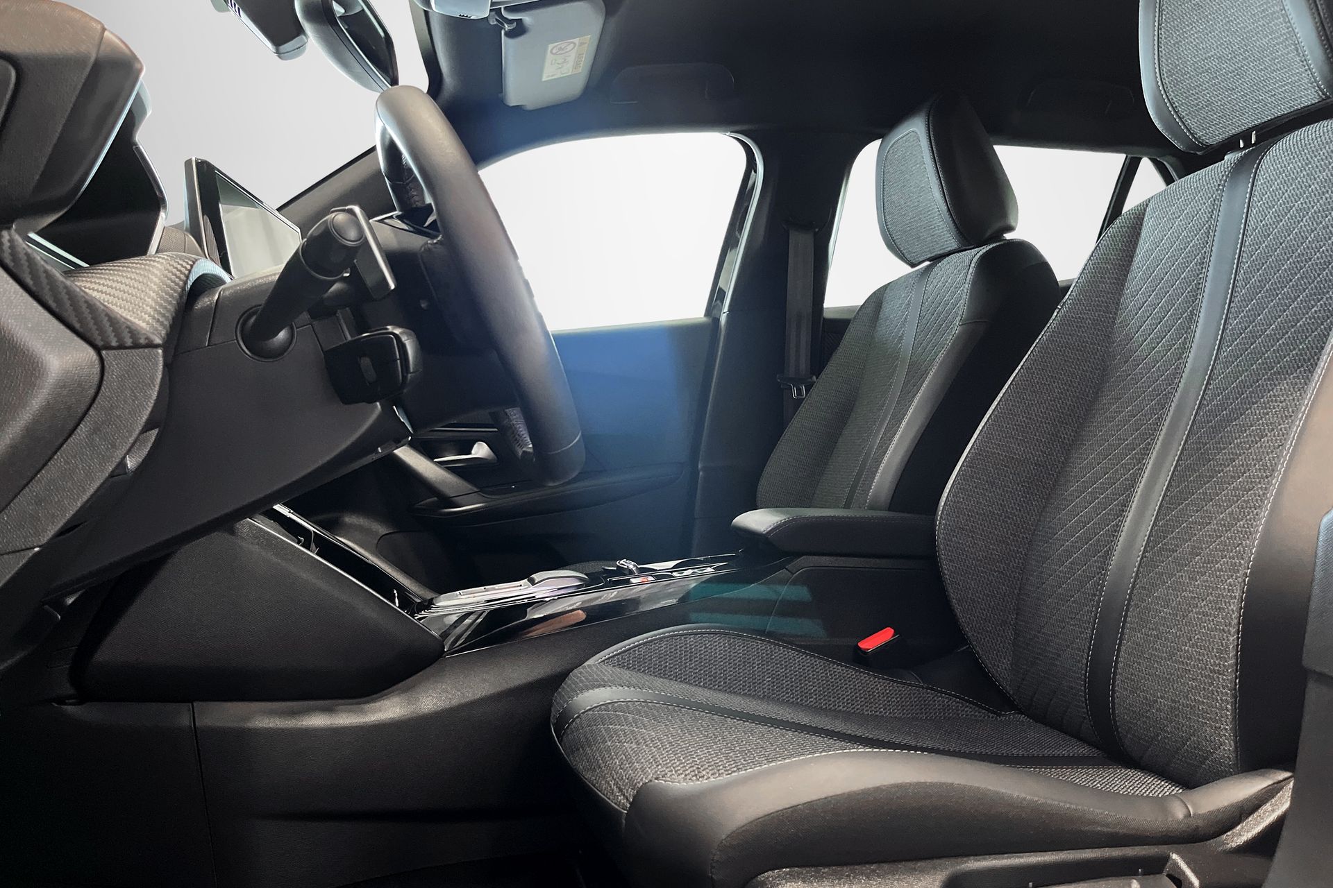 Peugeot 2008 AUT 2023, bild 6/25