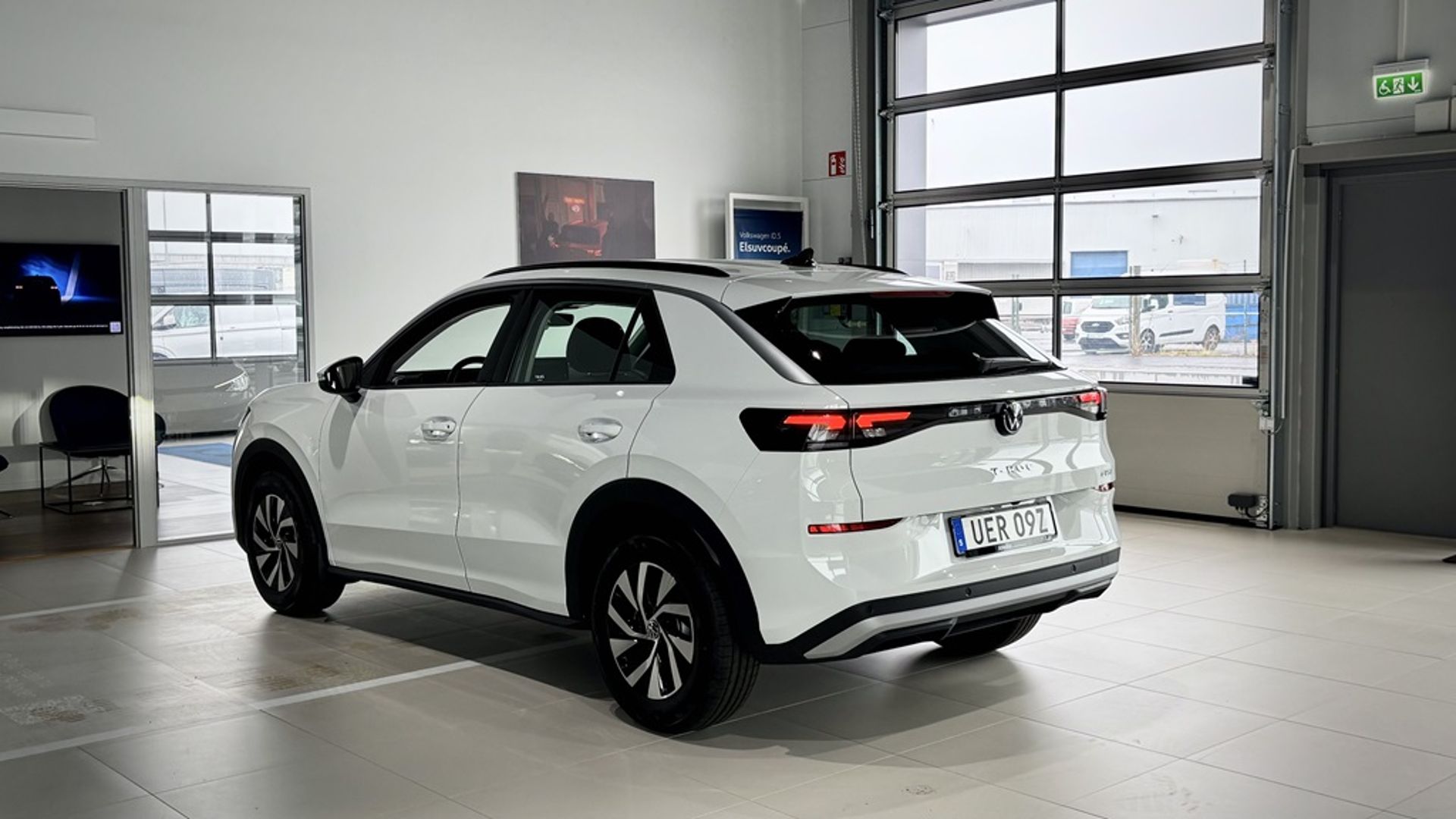 Volkswagen T-Roc 1.5 ETSI 150 HK DSG7 2026, photo 7/19