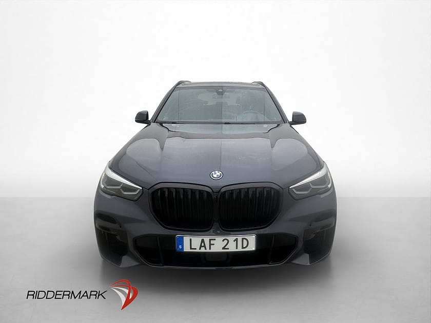 Bild 2 av BMW X5 xDrive45e iPerformance M Sport Cockpit Pano Drag Kamera HiFi