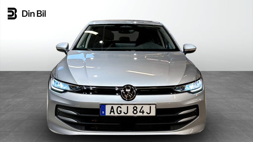 Bild 4 av Volkswagen Golf eTSI150 DSG Edition Backkamera Keyless