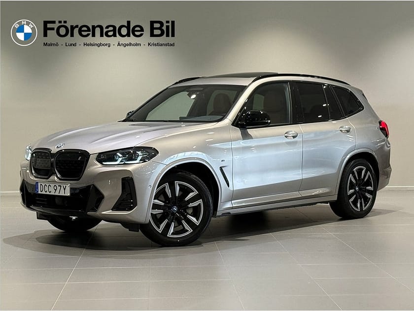 Bild 1 av BMW iX3 Charged M Sport Drag Adpt Farth Panorama Elstolar