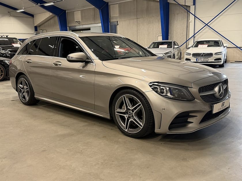 Bild 2 av Mercedes-Benz C 220 T d 194 HK / AMG Line / Burmester /
