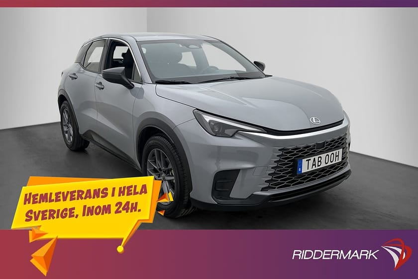 Bild 1 av Lexus LBX 1.5 E-CVT 136hk Backkamera Rattvärme Adaptiv-fart