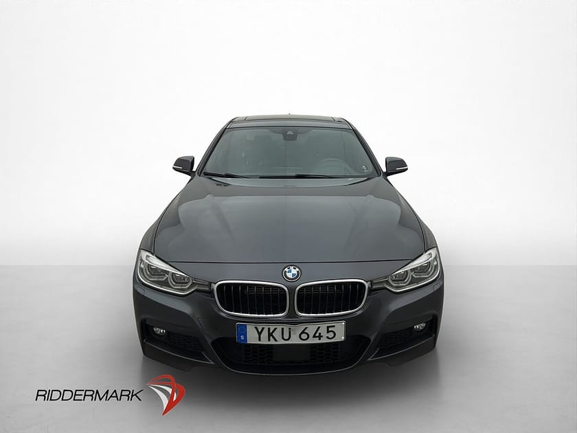 Bild 2 av BMW 330e Sedan 252hk M Sport HiFi Taklucka Navi Skinn