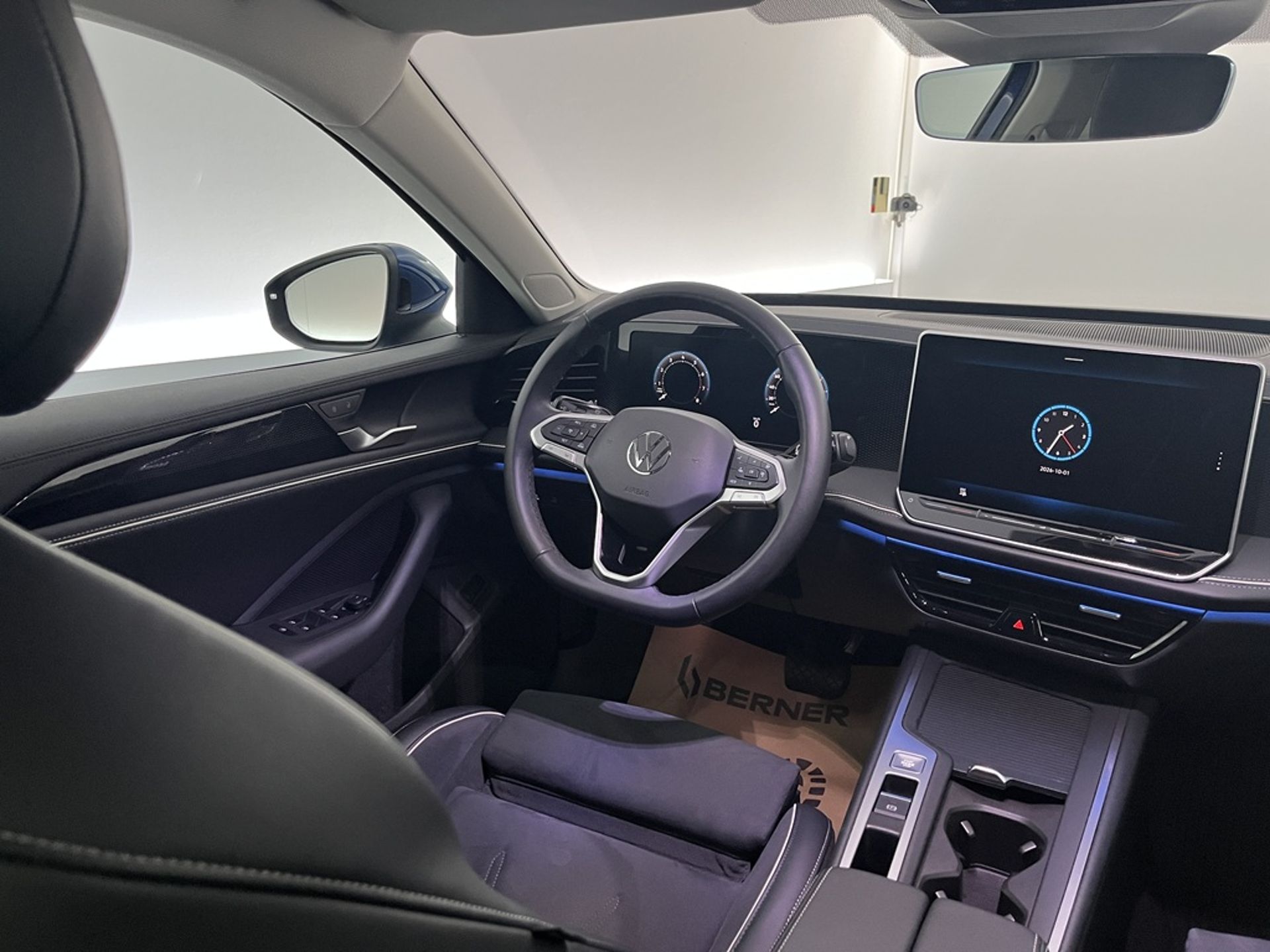 Volkswagen Passat 2025, bild 6/10