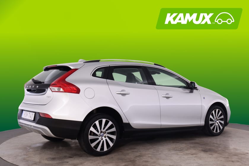 Bild 2 av Volvo V40 Cross Country D2 Ocean Race Värmare Skinn P-Sensor BT