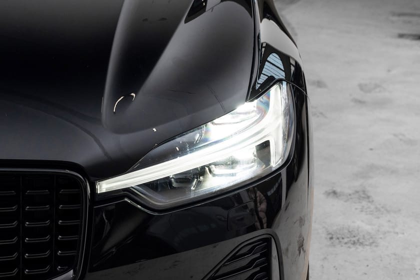 Bilde 5 av Volvo XC60 T6 AWD Plug In Hybrid Plus Dark 350Hk. Hengerfeste!