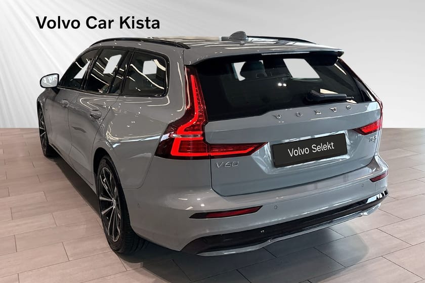 Bild 4 av Volvo V60 T6 Plus Dark Nordic Edition Drag 360Kamera