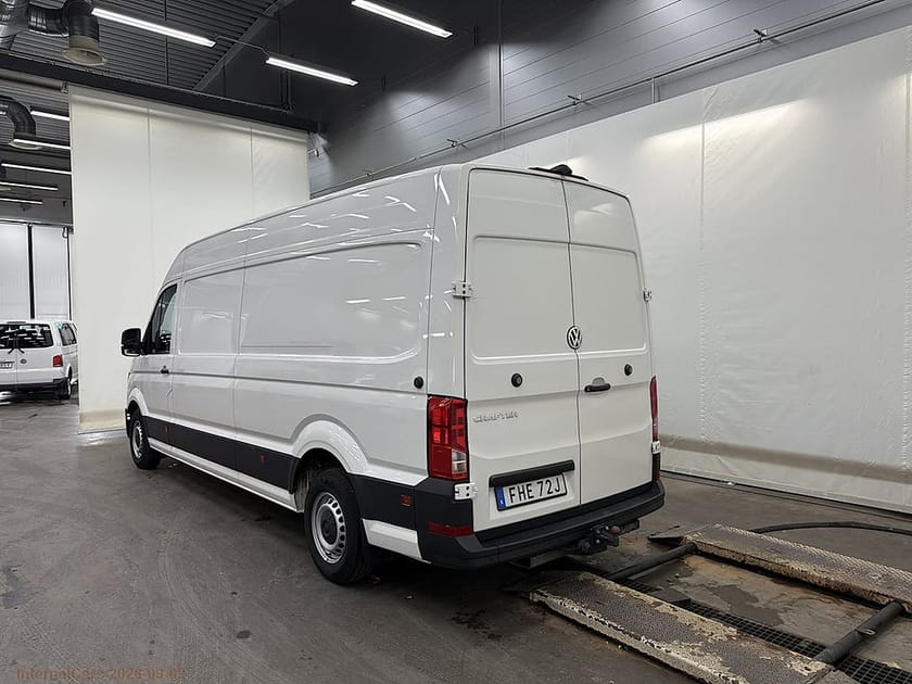 Bild 3 av Volkswagen Crafter 35 2.0 TDI Långa skåpet 177hk drag + värmare LÅG SKATT