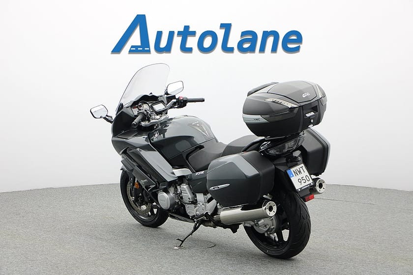 Bild 3 av Yamaha FJR1300AS *Farthållare, Väskor, Nya Däck