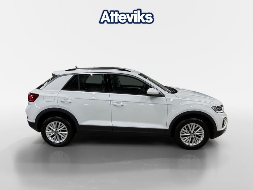 Bild 2 av Volkswagen T-Roc Kamera/Carplay/Cockpit/Assistanspaket