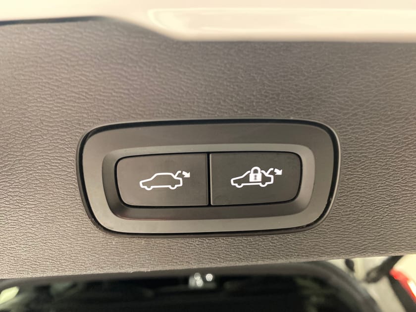 Bild 4 av Volvo V60 T6 Plus Dark Edition