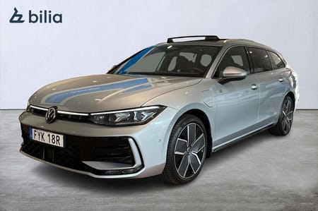 Volkswagen Passat Variant eHybrid PHEV R-Line Ed. Pano Värm Drag 272HK