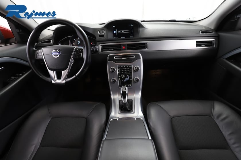 Bild 2 av Volvo V70 II D4 S/S Momentum Business E II