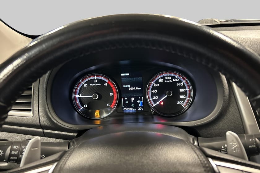Bilde 5 av Mitsubishi L200 Dobbelcab Instyle+, skinnseter, ekstralys