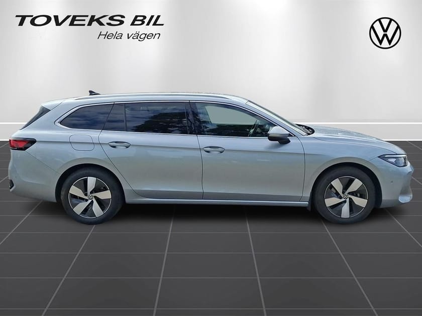 Bild 2 av Volkswagen Passat Sportscombi 150hk Drag värmare