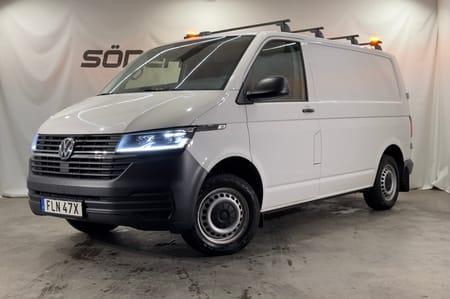 Volkswagen Transporter T30 2.0 TDI DRAG KAMERA VÄRMARE VERKSTADSSKÅP MOMSBIL