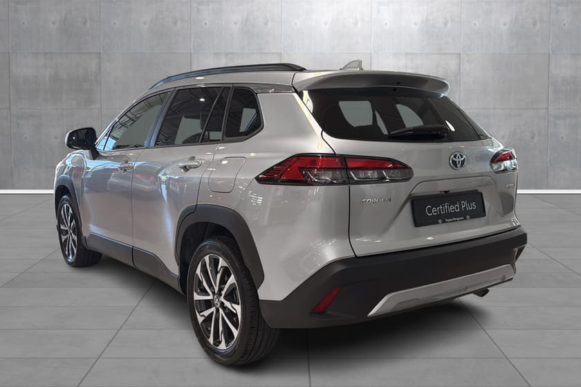 Bilde 3 av Toyota Corolla Cross Hybrid AWD-i Executive AWD