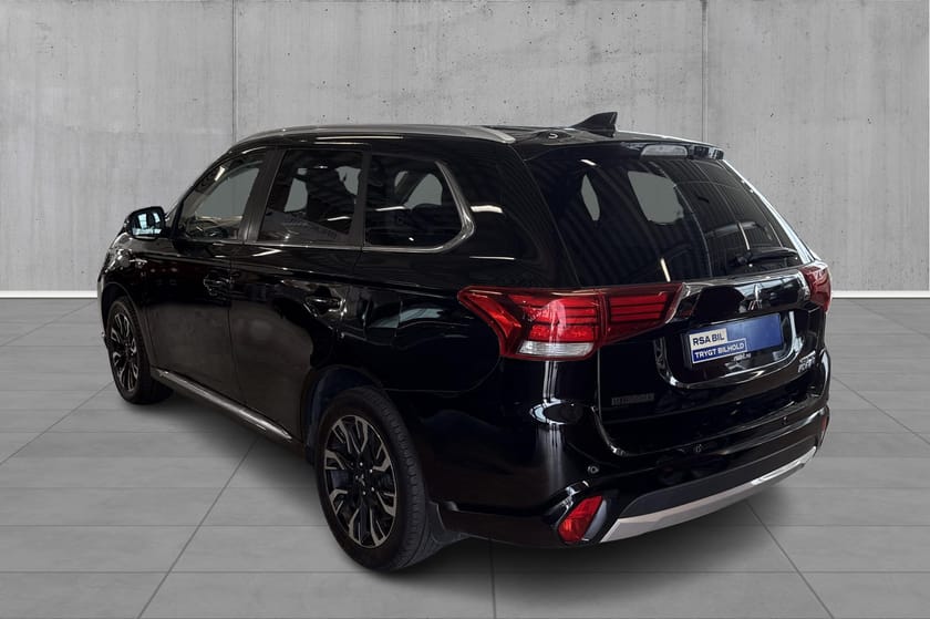 Bilde 5 av Mitsubishi Outlander PHEV Instyle+ Ryggekamera Elektrisk bakluke