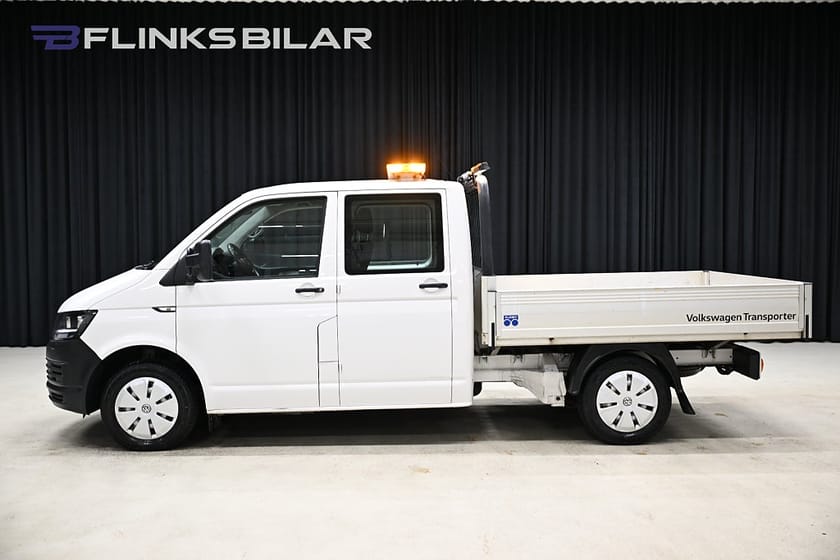 Bild 2 av Volkswagen Transporter Chassi Dubbelhytt DSG 4Motion 150HK Dubbelhytt|Flak|Drag|Värmare|Leasbar