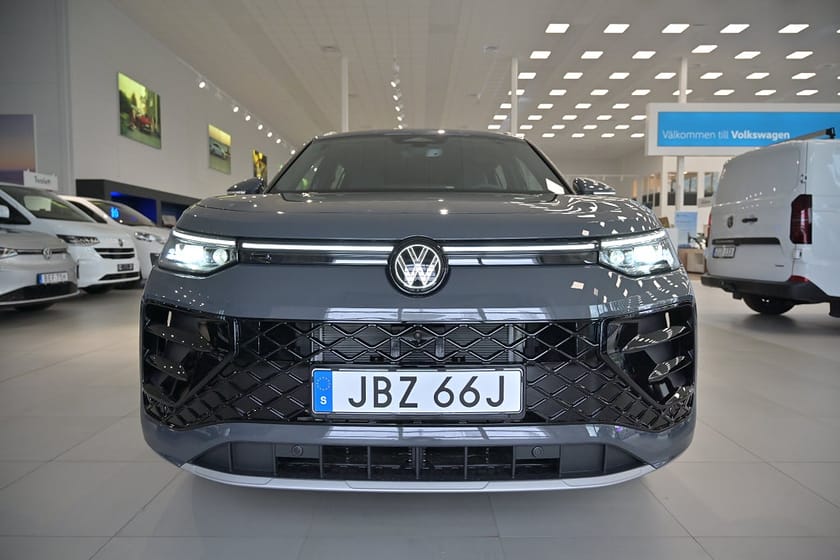 Bild 3 av Volkswagen Tayron eHybrid R-Line SWE Edition *SOMMARKAMPANJ T.O.M 30/6! LAGERBIL
