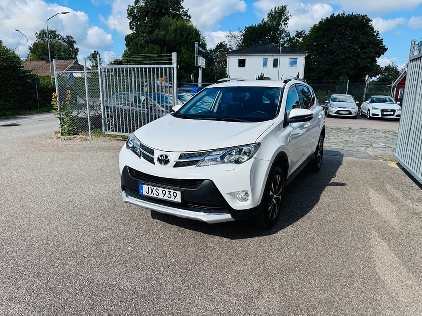 Bild 2 av Toyota RAV4 2.0 VVT-i 151HK AWD AUTOMAT EDITION FEEL / DRAG