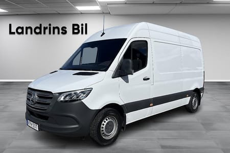 Mercedes-Benz Sprinter 211 CDI FWD Panel Van Skåp A2 Automat