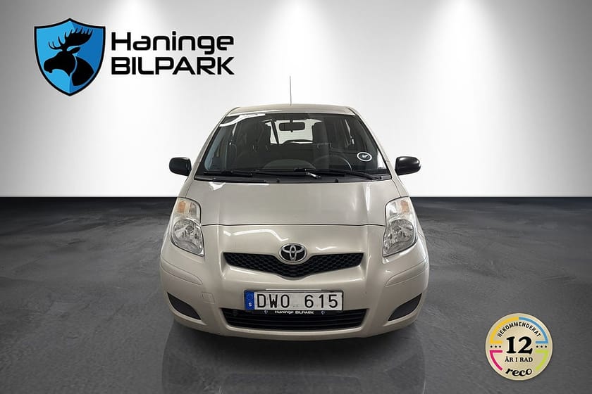 Bild 3 av Toyota Yaris 5-dörrar 1.4 D/SUPERDEAL 3,95%/MoK/NY BES