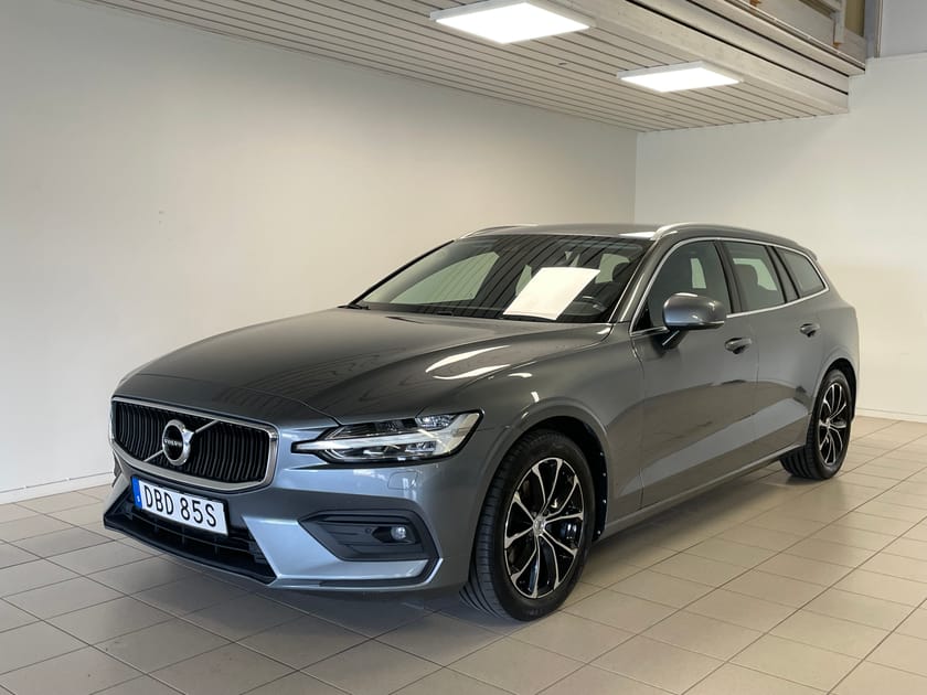 Bild 1 av Volvo V60 D4 Momentum Advanced SE II Drag Nav Backkamera