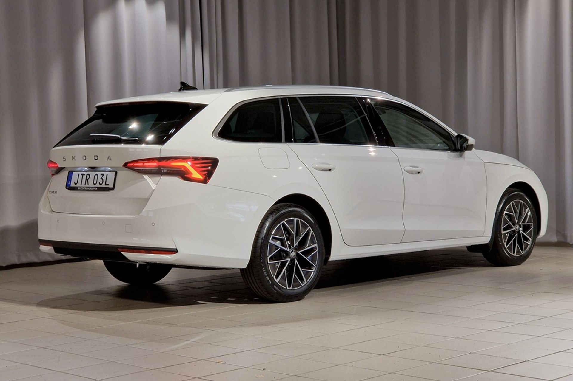 Skoda Octavia 2027, bild 4/10