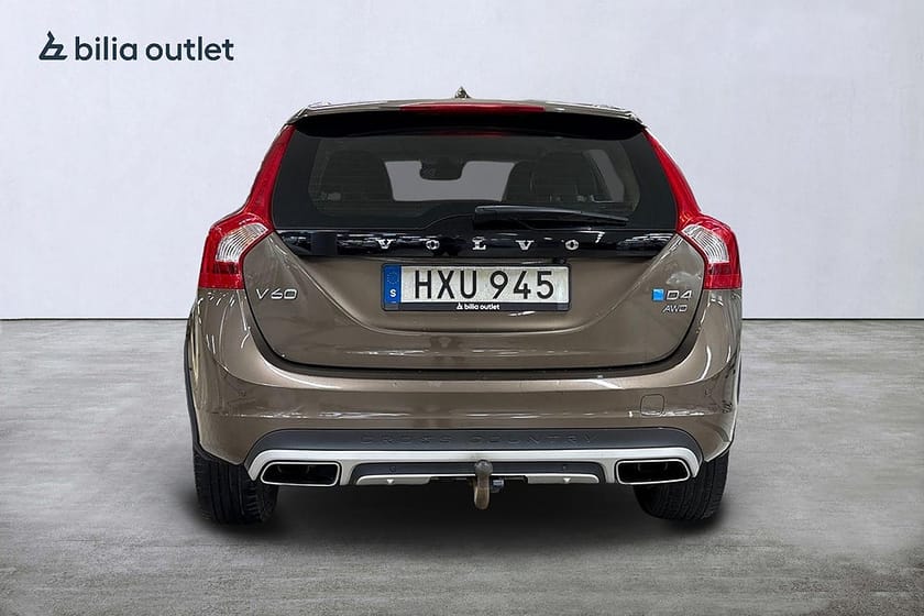 Bild 4 av Volvo V60 Cross Country D4 AWD Momentum Dragkrok Backkamera Navigation Värmare