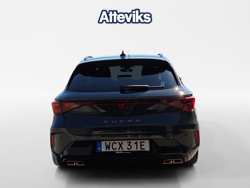Bild 4 av CUPRA Leon Sportstourer e-Hybrid eHybrid 204hk| 12Mil | EDGE PKT|