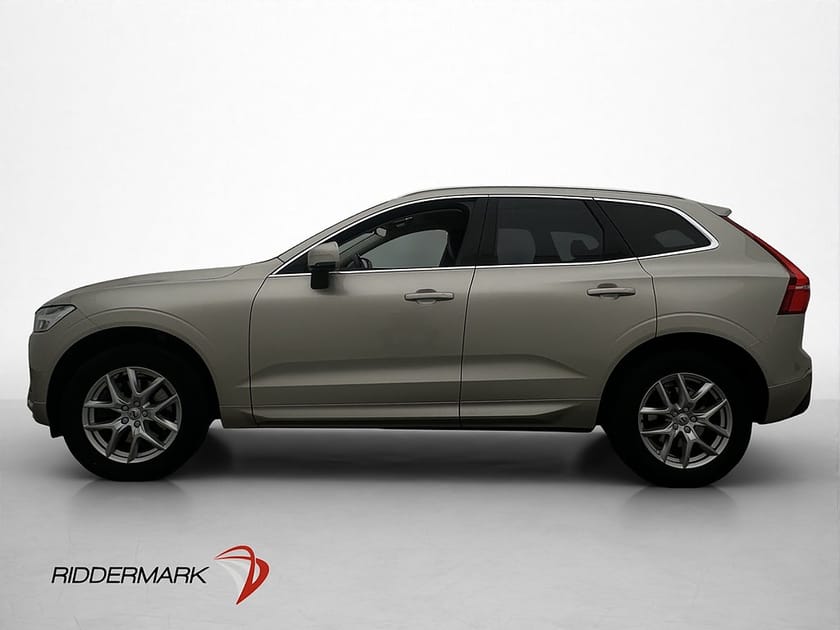 Bild 4 av Volvo XC60 B4 AWD 197hk Momentum Drag BLIS Navi Kamera